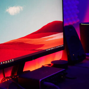 Dektop computer screen