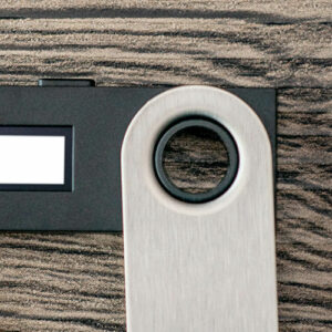 Hardware crypto wallet